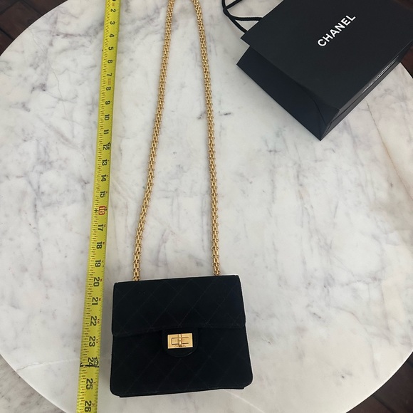 Chanel square flap black suede 24kt gold hardware - Picture 6 of 8